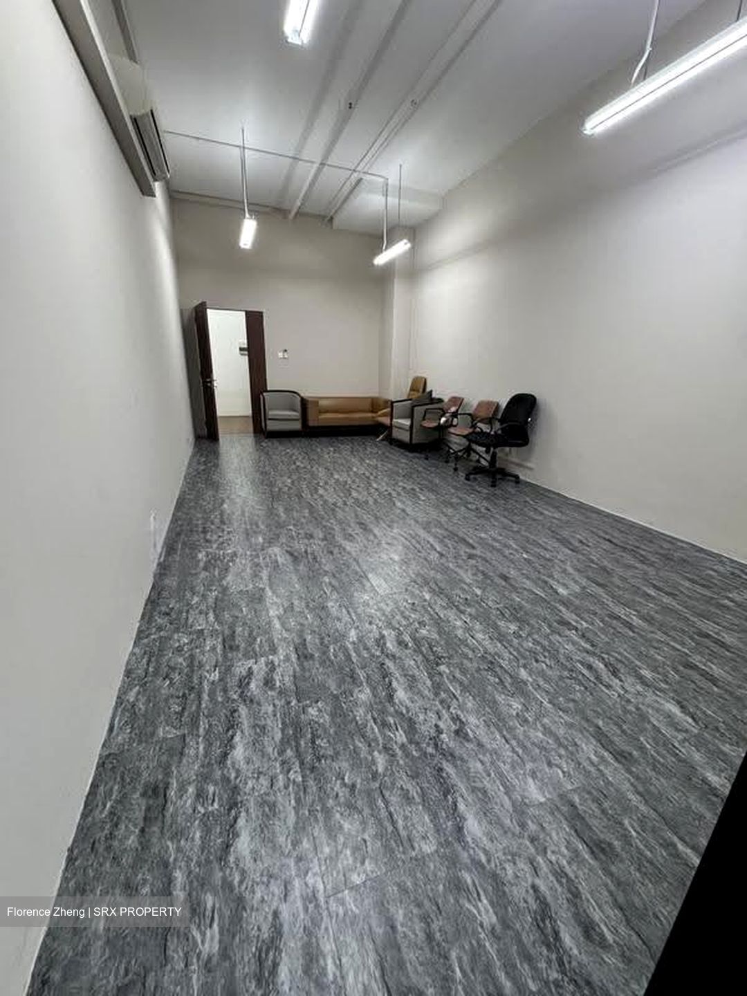 Woodlands 11 (D25), Factory #630565311
